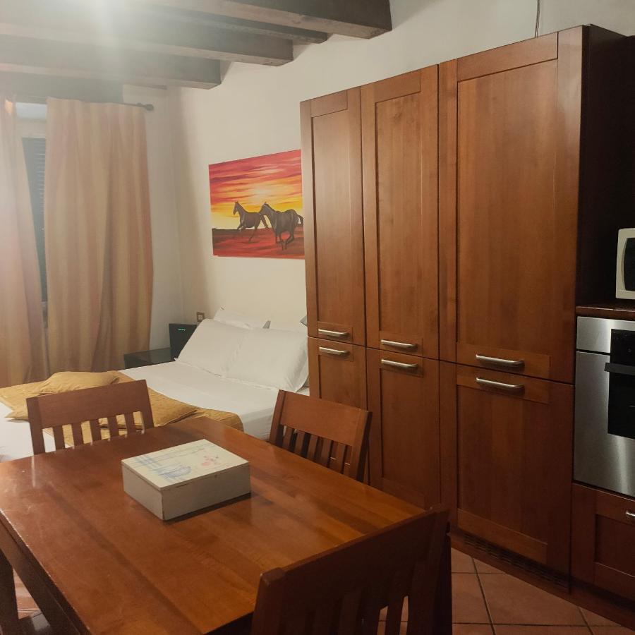 Appartamento Centro Леко Екстериор снимка